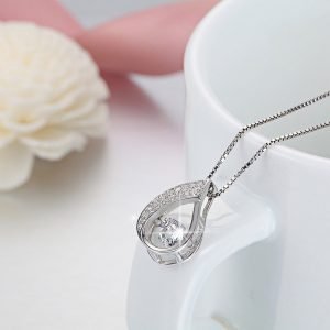 Fashion Sterling Silver Beating Heart Micro Inlaid Necklace