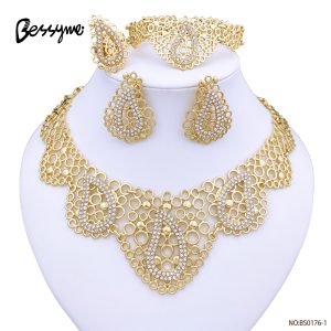 Dubai 18K Gold Plated Women Jewelry Set Elegant Heart Necklace Earring Ring