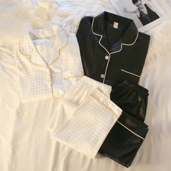 2022 New Couple Pajamas Long Sleeve Ice Silk Thousand Bird Pattern Genuine Silk Summer Pajamas For Men Women