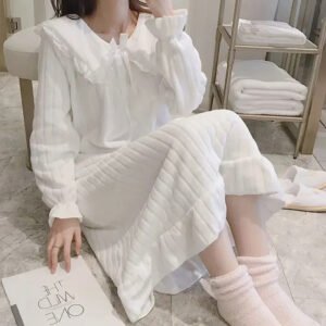 Winter Thickened Coral Velvet Robe Women's Princess Style Long Sleepwear Flanelle Outerwear Home Clothes Pajama Set