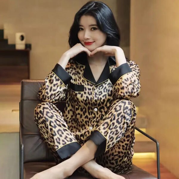 Women's Leopard Print Pyjamas Homewear Suit Ladies Long-Sleeved Trousers Homewear Fashion Simulation Silk Women's Clothing