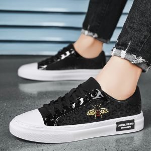 Luxury Gold Sneakers Men Fashion Skulls Casual Skateboard Shoes Men Designer