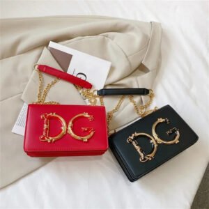 Classic PU Leather Women's Shoulder Bag Square Flip Small Square Bag Fashion Trend Women's Crossbody Bag Armpit Bag