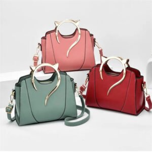 Fashion Black Women's Handbags Cute Solid Color PU Leather Shoulder Bag Casual Women Hobos Handbags Lipstick Necklace Totes Bag