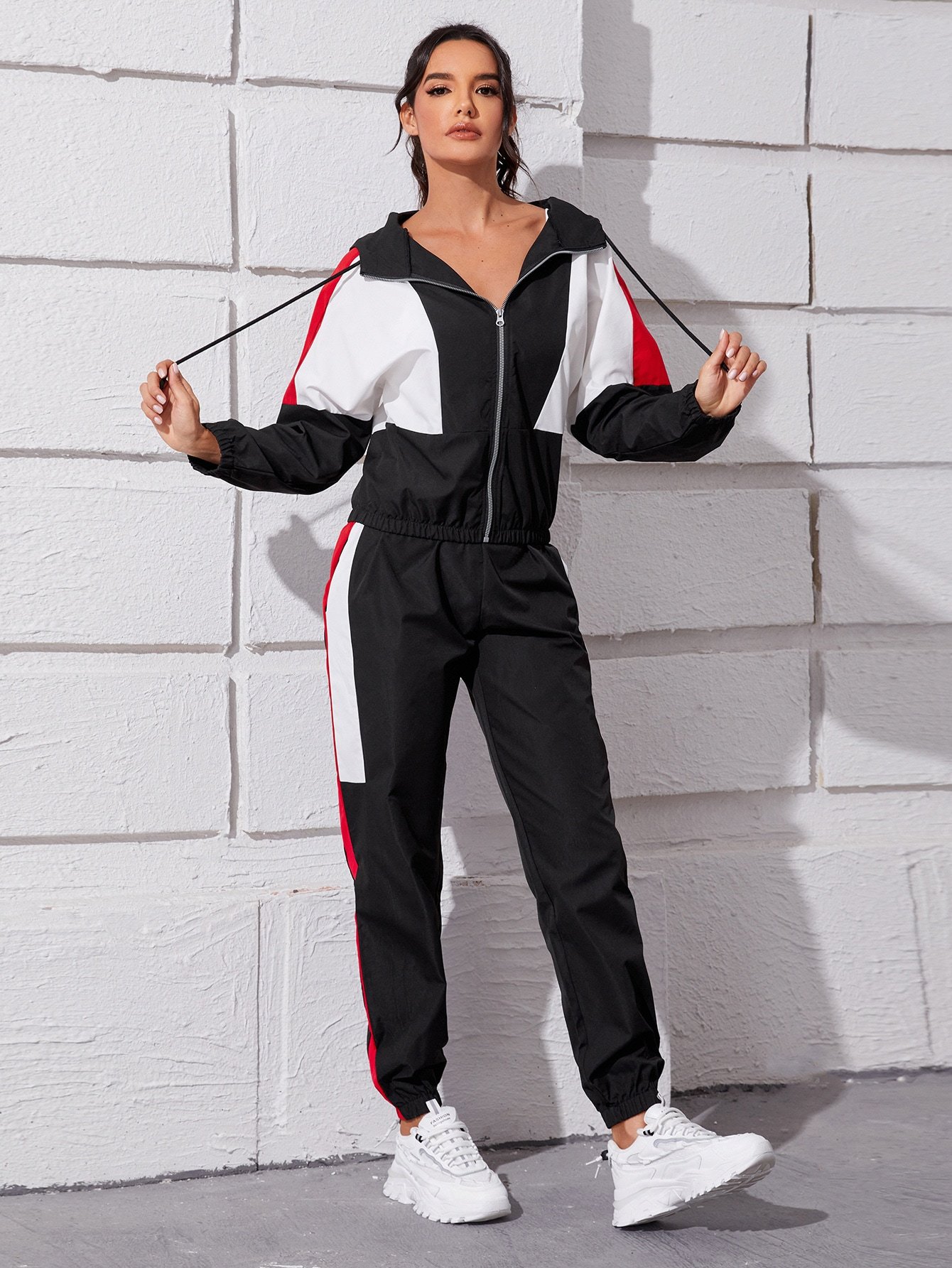 1606896966230b3c015596d51685b673f610b7a262.jpg 3