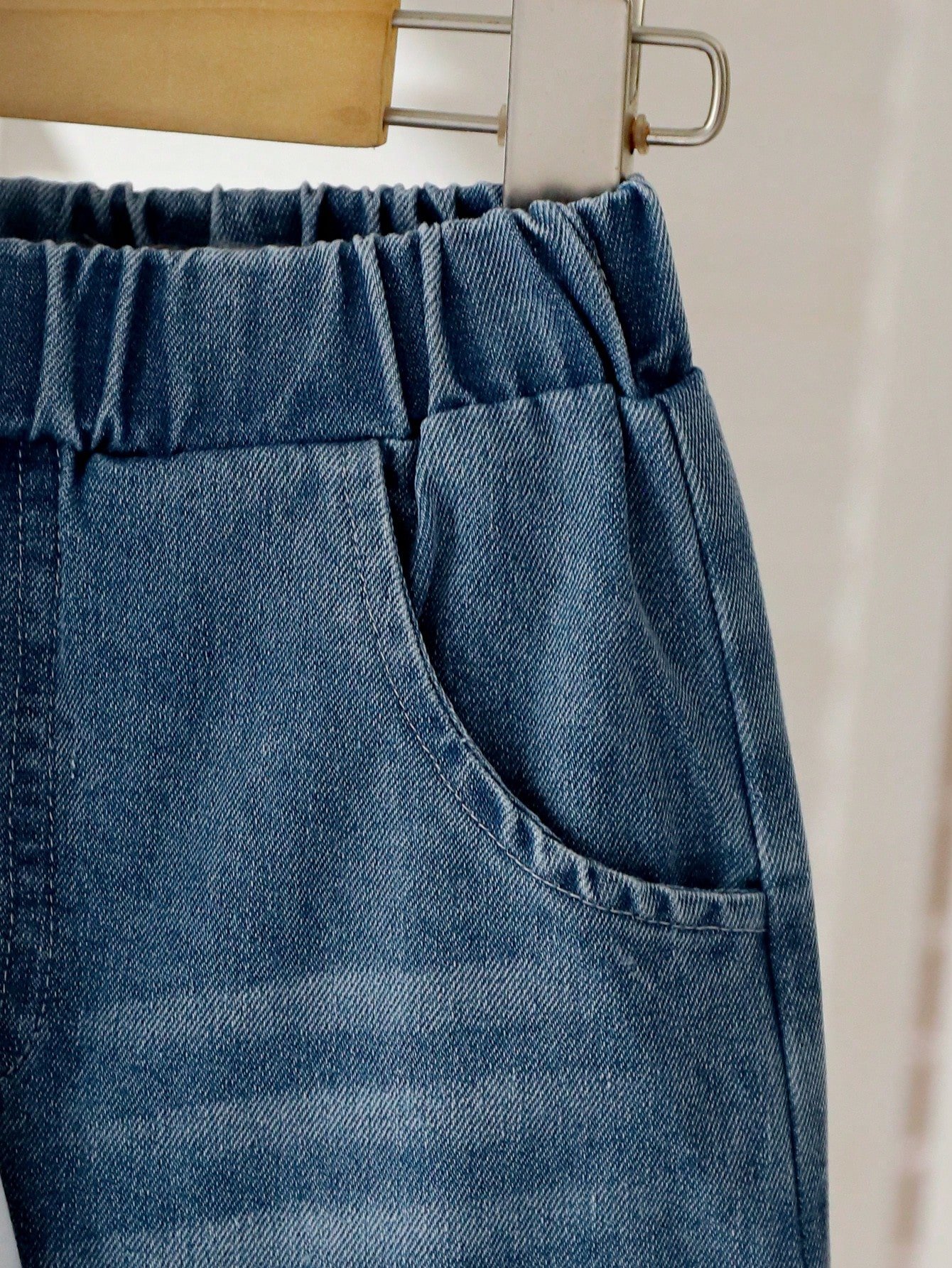 17199111104ddb99d6a30e47531ba695db6a915db8.jpg 6