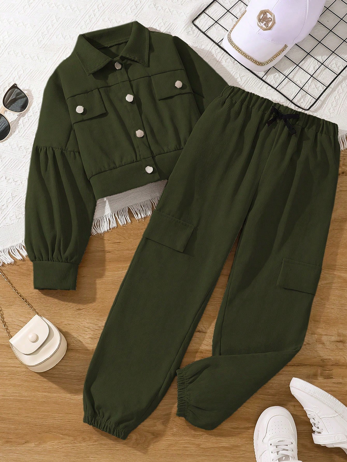 17294809934ac8083ba1340f58b0a0e93ee0f1c8f8_thumbnail_undefined.jpg 10