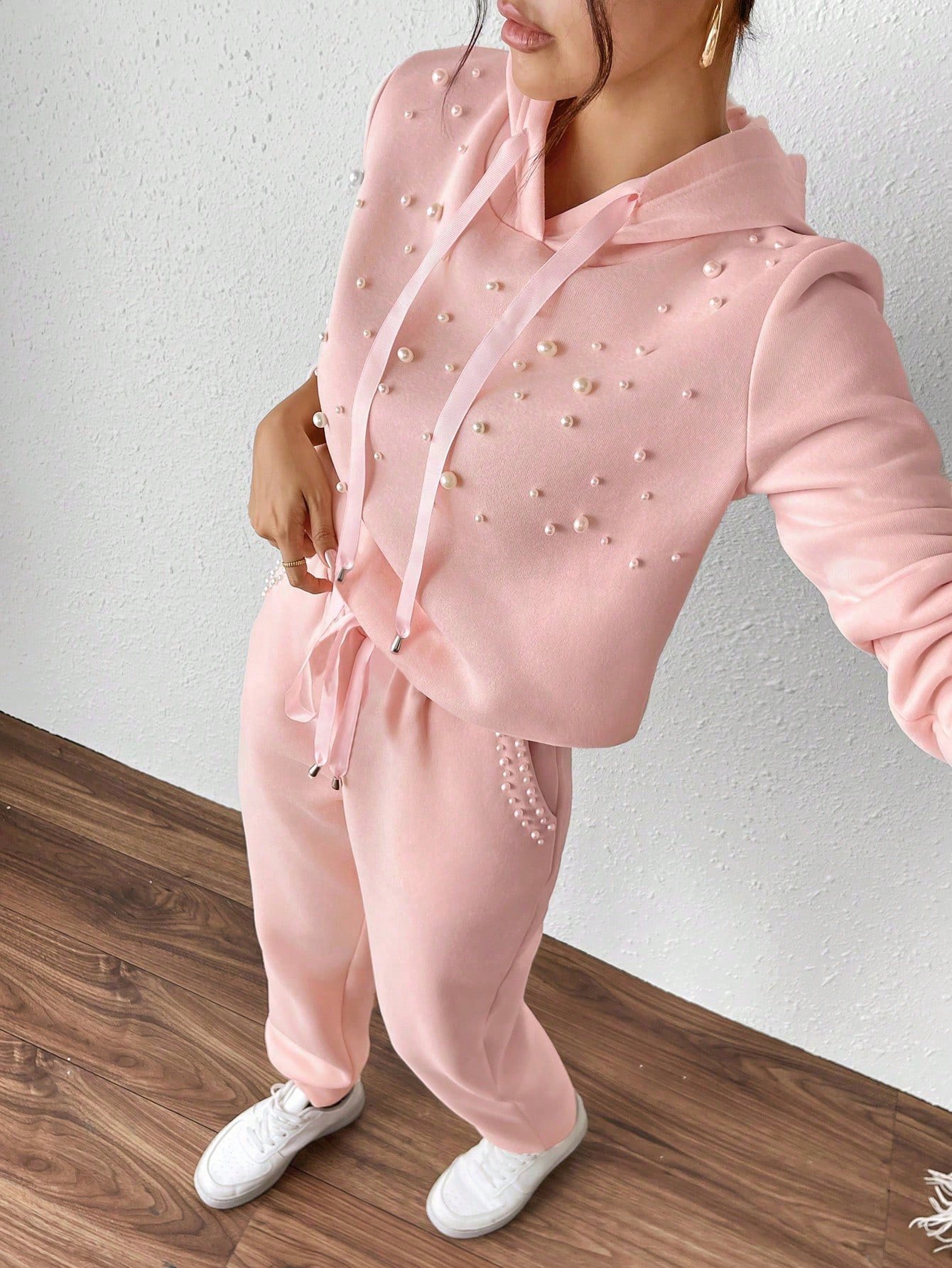 173268612141217378232c51097802f9296f7d1d63.jpg 6