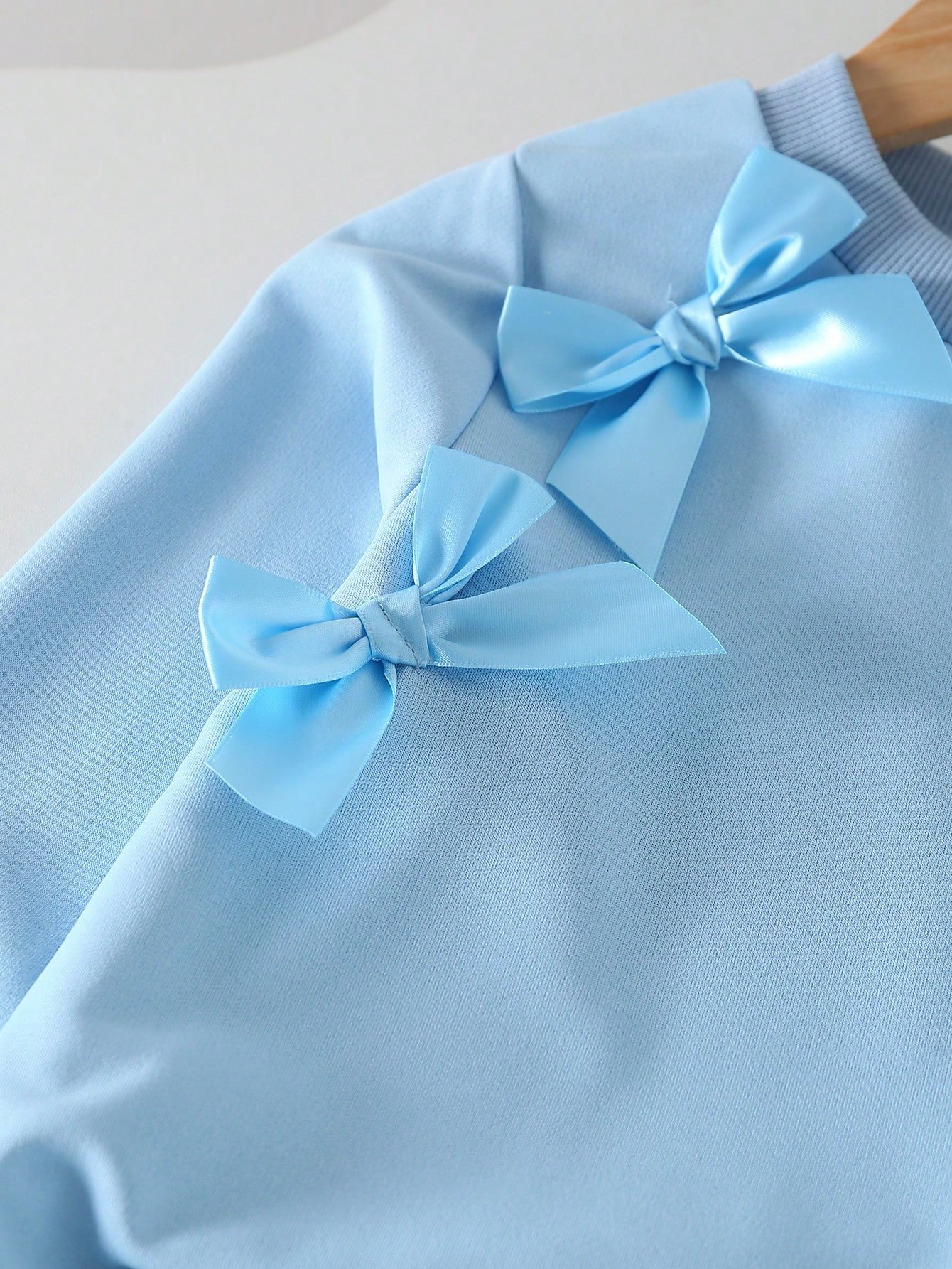 1737302435a7a626a1956251592279120f5f4b1c28.jpg 4